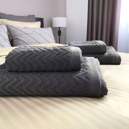 Mhc Quiet Deluxe Suite Near Downtown - Free Parking Brașov Exterior foto